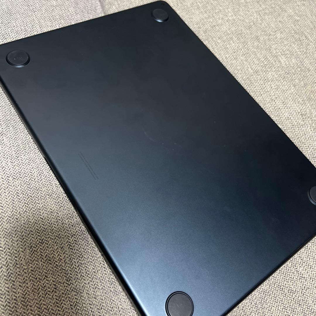 M2チップ搭載13インチMacBook Air - ミッドナイト