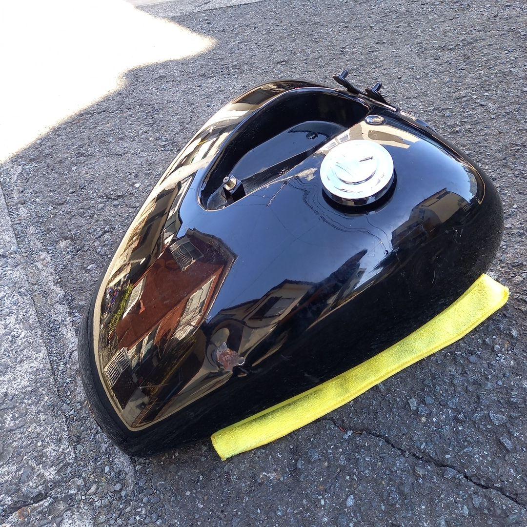 YAMAHA　ドラッグスター400 VH01J　純正タンク　鍵付き