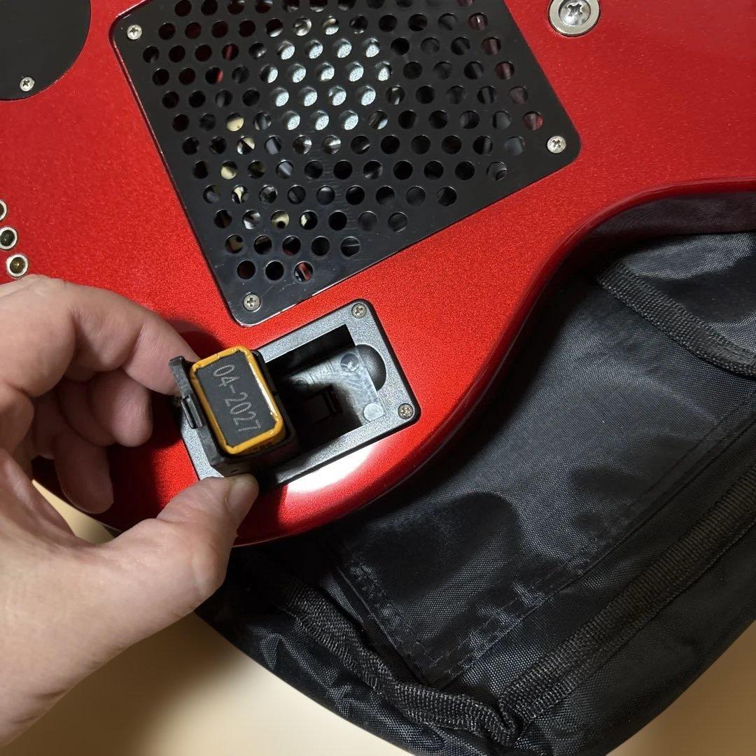 Pignose（ピグノーズ）PGG-200 アンプ内蔵ミニギター CAレッド