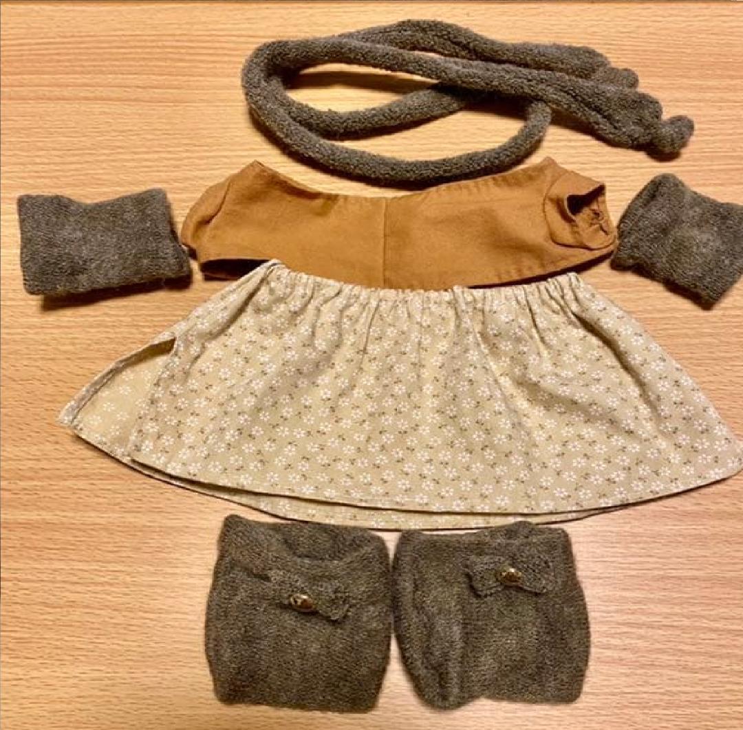 【本体＋秋冬ハンドメイド服＋オリジナル服】 おしゃべりみーちゃん