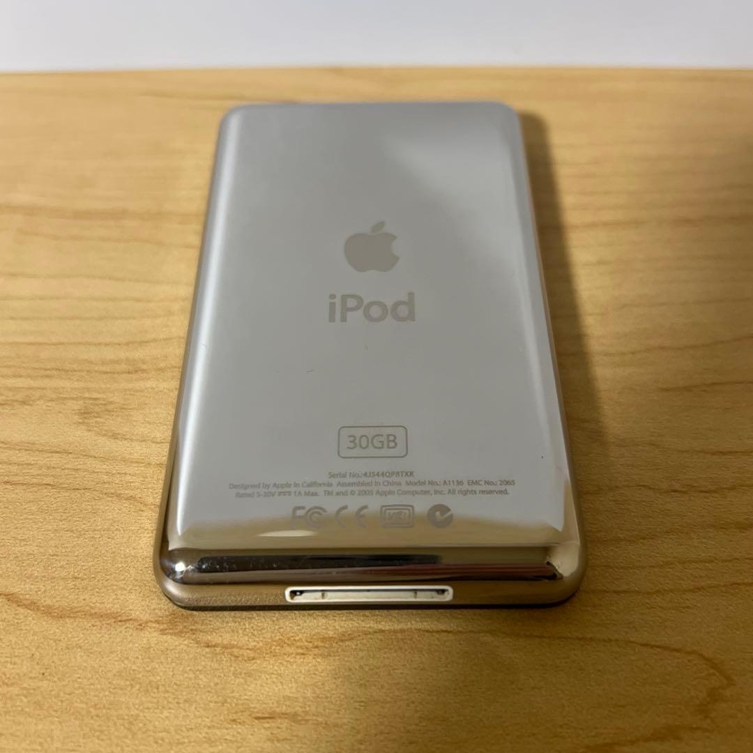 美品 Apple iPod 30GB BLACK MA146J/A