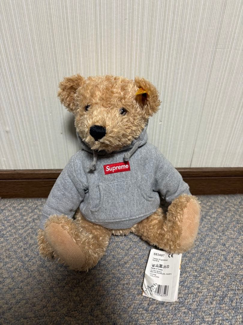 ぬいぐるみ Supreme Steiff Bear