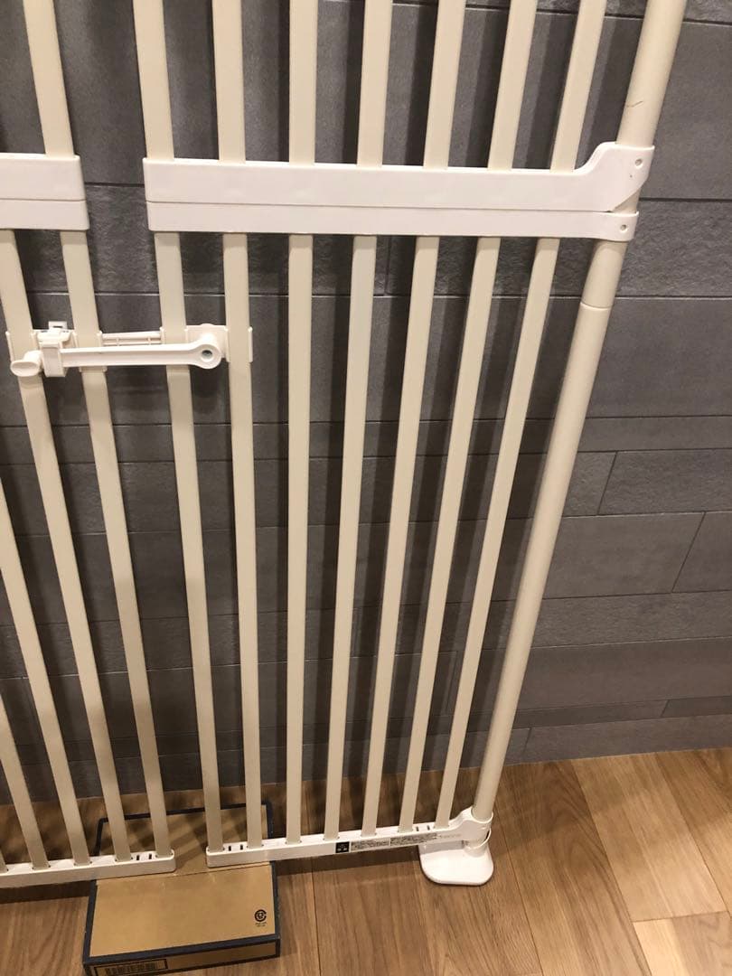 Wanyanya わにゃにゃ 猫脱走防止ゲート　突っ張り　扉