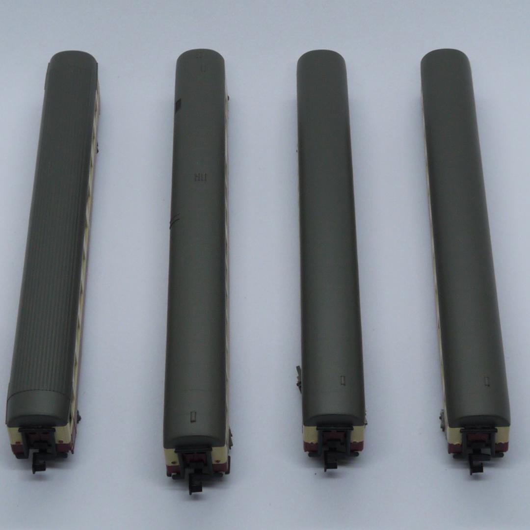 Arnold 客車4両セット(Ｎゲージ)