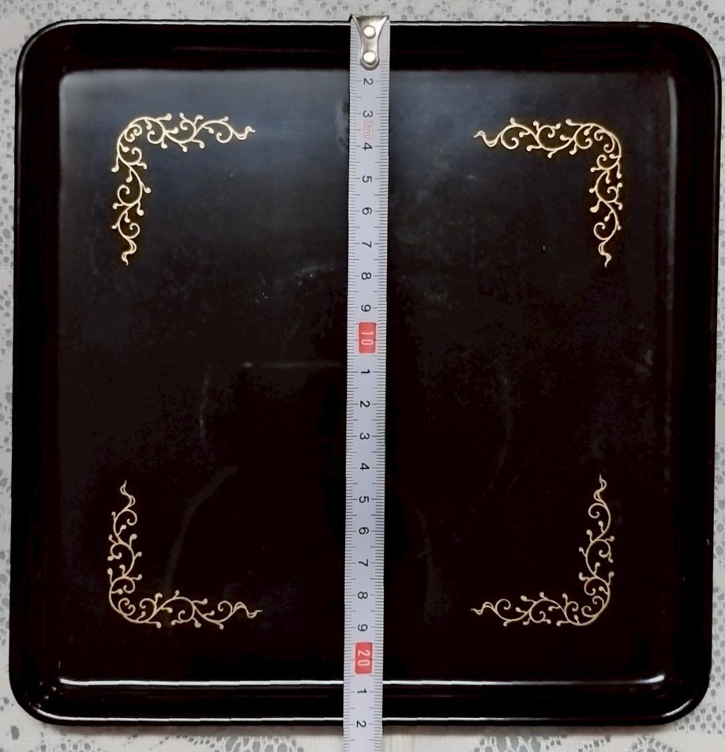 花柄漆器椀と黒漆トレイのセット