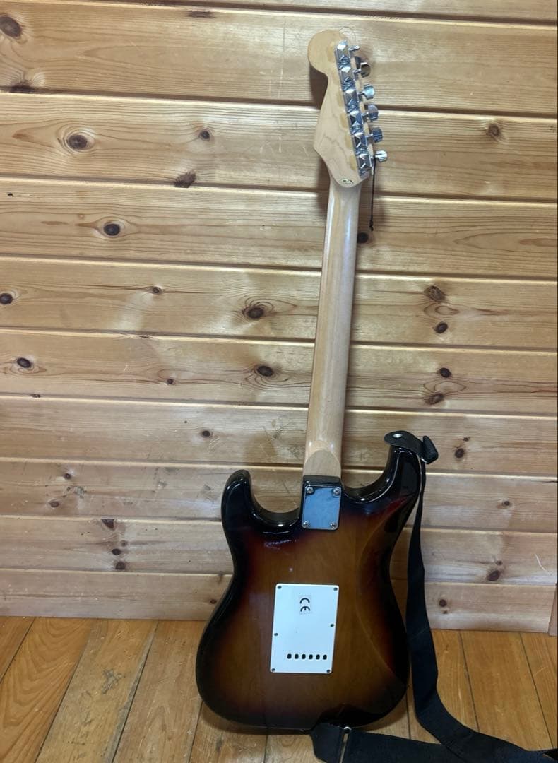 Legend エレキギター ストラトタイプ 動作良好