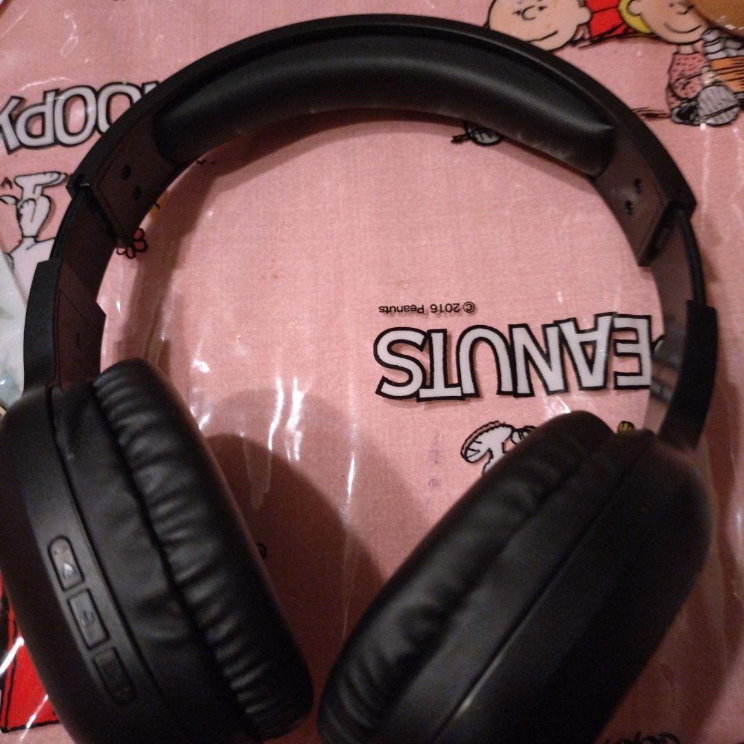 ワイヤレスヘッドホン 黒