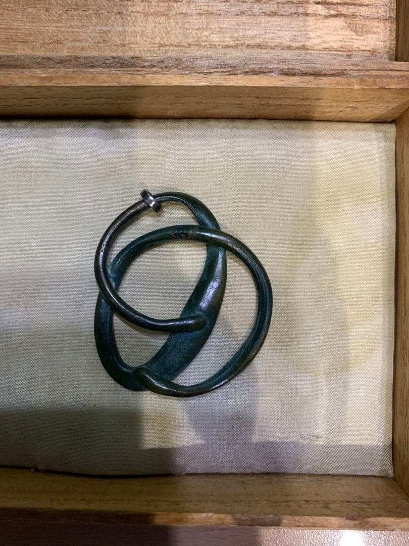 人間国宝　二代　須賀松園　造　高岡銅器　蝋型鋳物　「金具」　ペンダントTOP