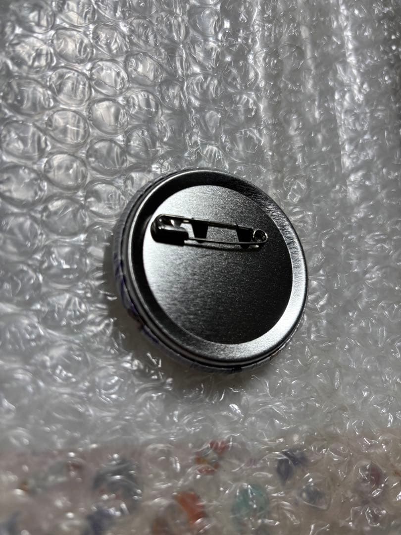 ラウンドワン　エヴァ　マリ　缶バッジ