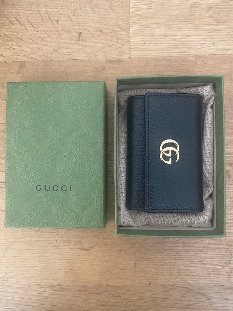 【美品】GUCCI ブラック レザー キーケース　新品未使用品　プレゼント等