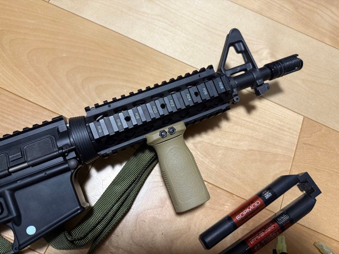 東京マルイ m4 cqb-r 次世代電動ガン マガジン5本付き