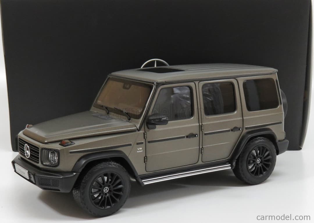 NOREV MercedesGクラス 2019　1/18