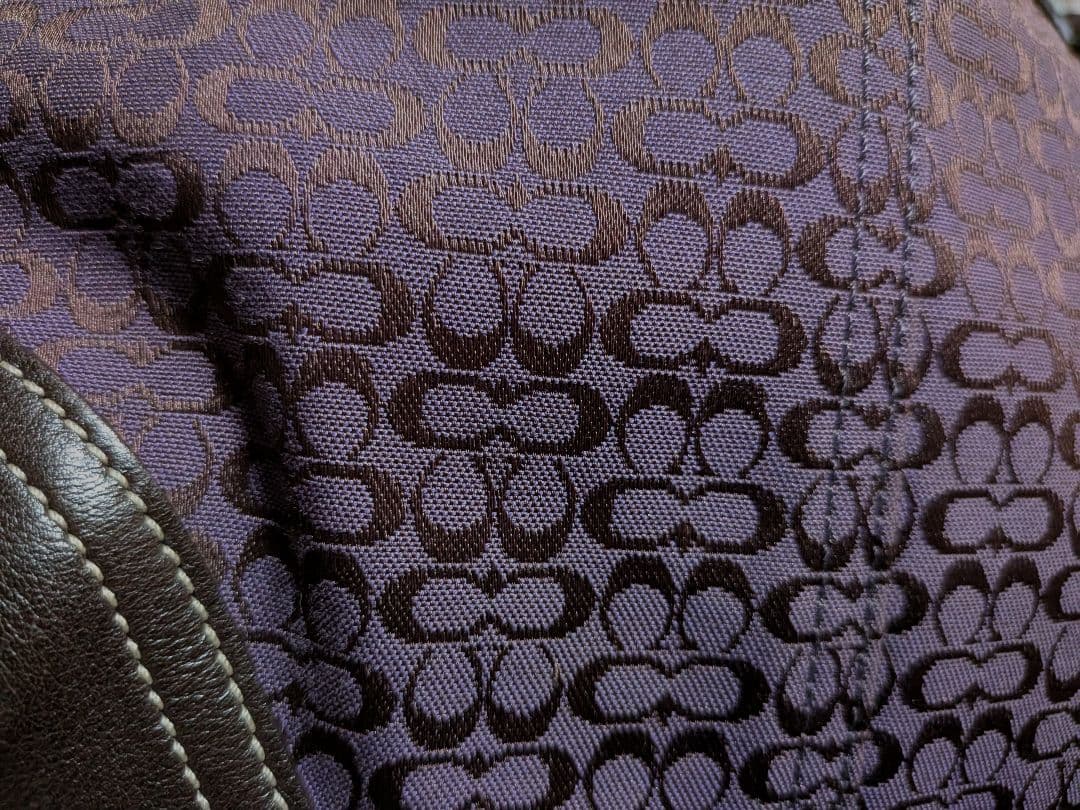 極美品！COACH ミニシグネチャーホーボーワンショルダーバッグ6351ボルドー