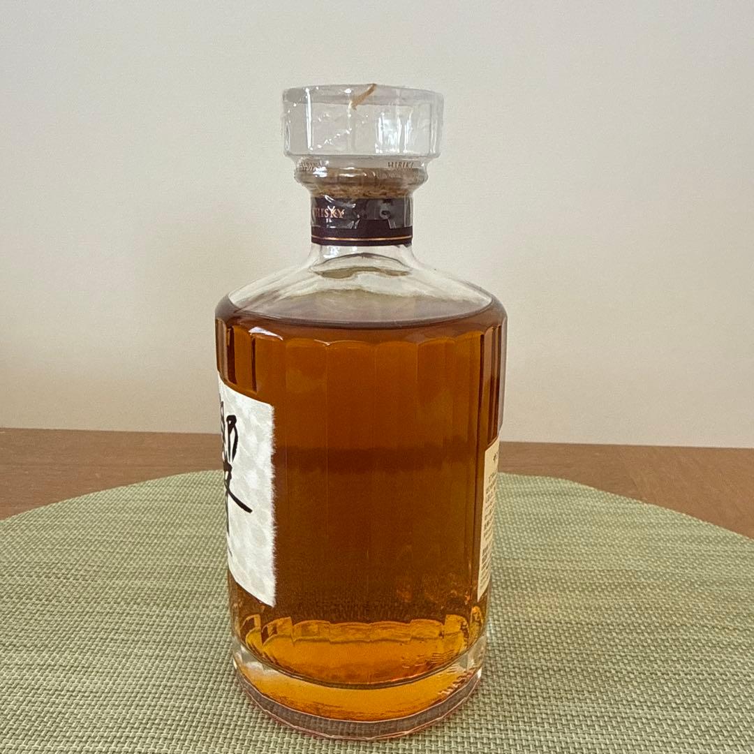 響17年 サントリーウイスキー 700ml 正規品 箱あり