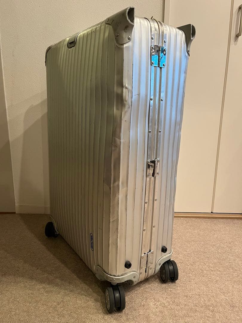 リモワ TOPAS ジュラルミン製104L スーツケース