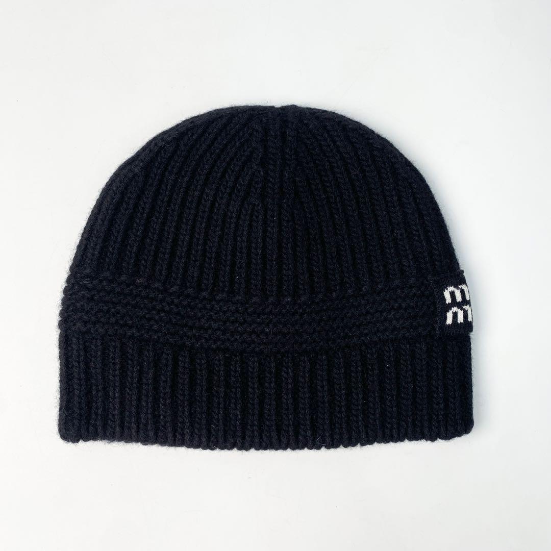 美品 ミュウミュウ miumiu ニット帽 Sサイズ 5HC311.