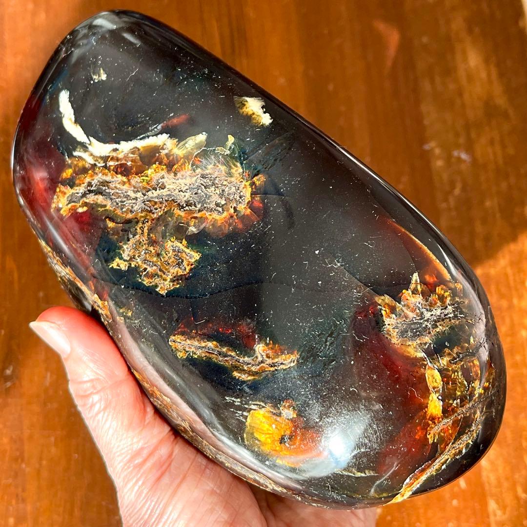 巨大 琥珀 原石 標本 688g アンバー チェリー ブルー タイガー 鑑賞石