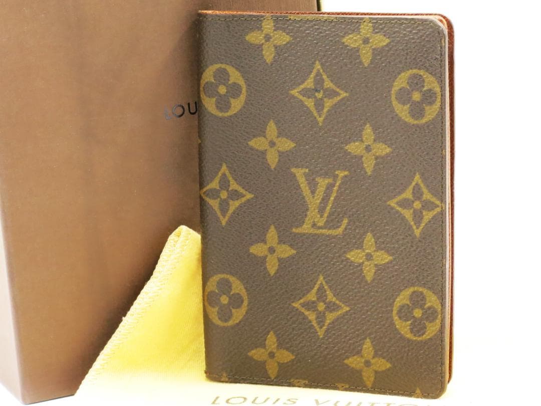 ルイヴィトン　ポルトフォイユ・3ビュ　パスポートケース　18710005