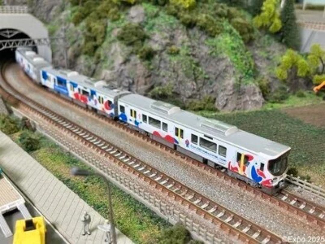 TOMIX 323系 通勤電車(大阪・関西万博) 8両セット【新品,未開封】