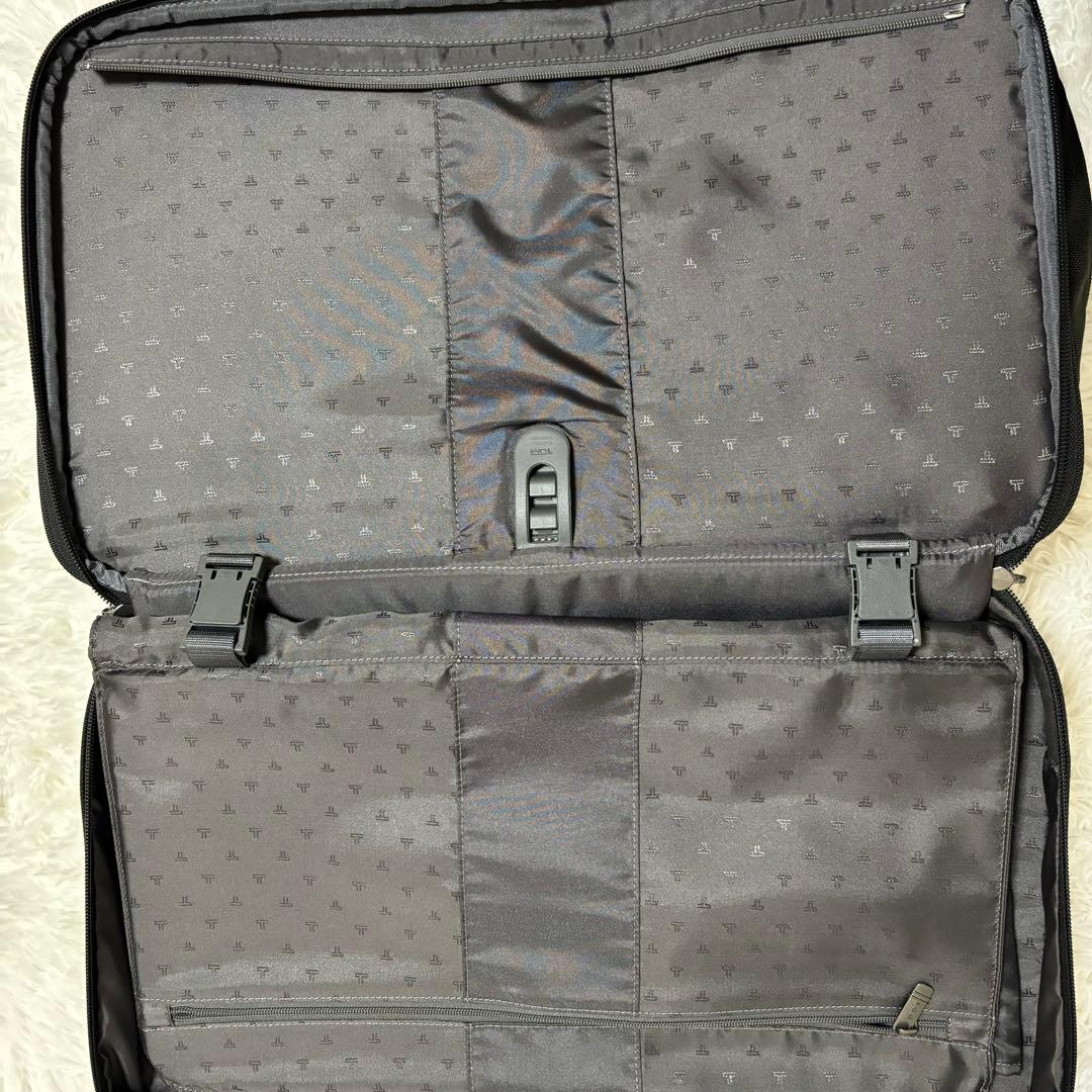 トゥミTUMI キャリーバック　ブリーフケース　ブラック　PCバック付き