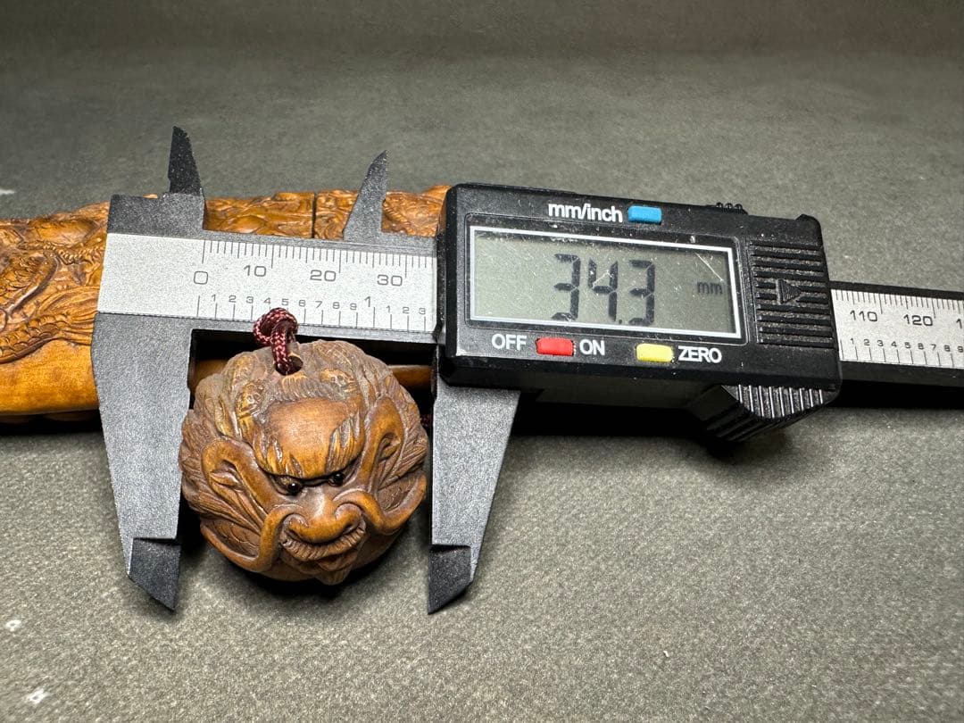 印籠　根付　木彫り　置物　古美術品　 細密細工　骨董　アンティーク　彫刻 工芸品