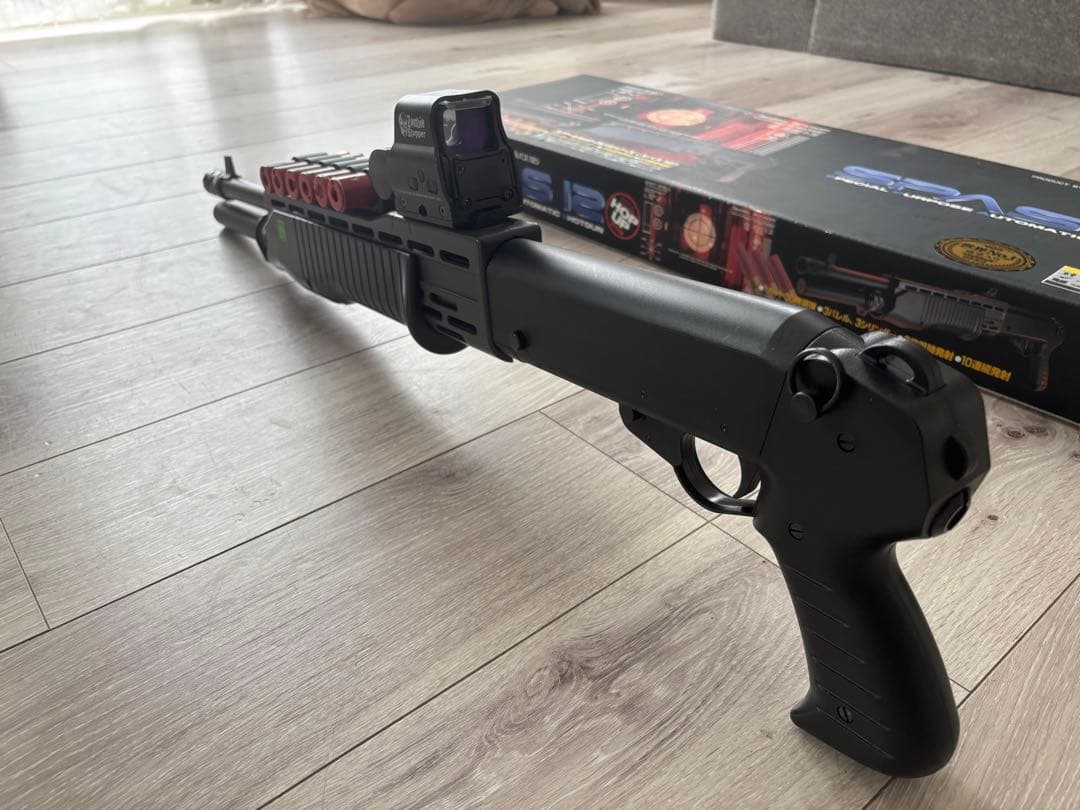 東京マルイSPAS 12 エアガン(スパス12)