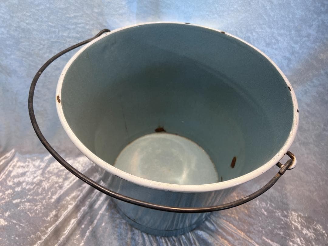 バケツ　持ち手付き　アイアン ホーロー