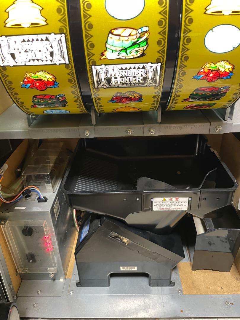 パチスロ実機 モンスターハンター 月下雷鳴 不要機付き 家庭用電源