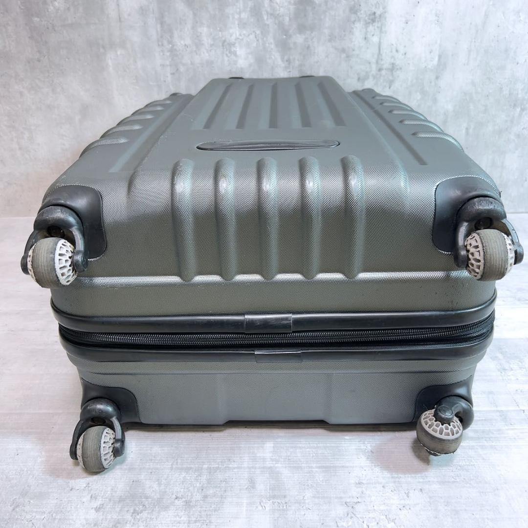 サムソナイト キャリーケース　大容量　大型 スーツケース　旅行　四輪