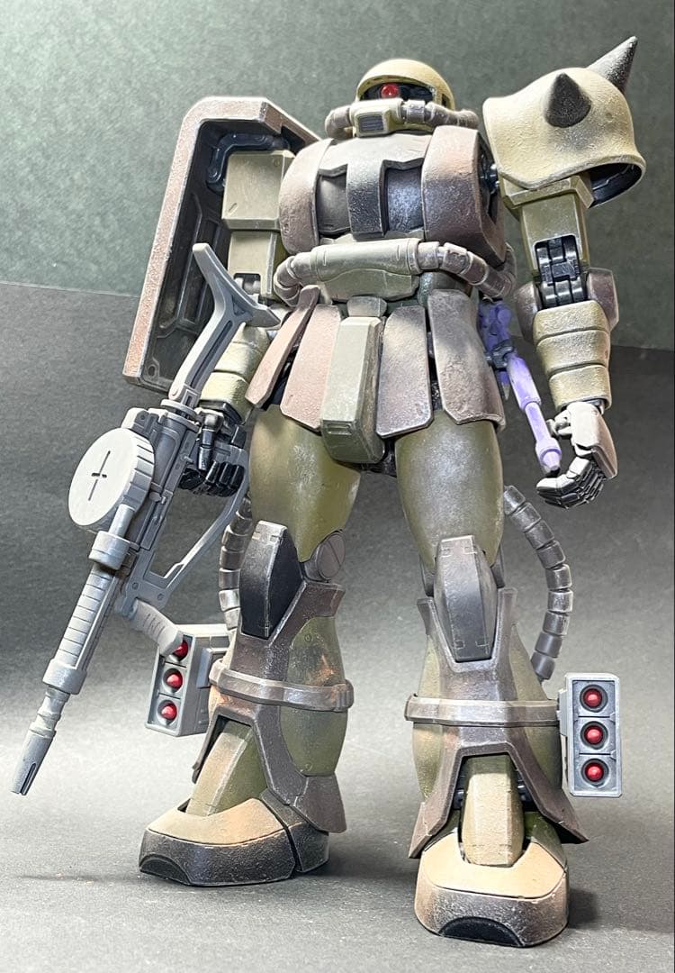 ザク　塗装済完成品　ガンプラ 全塗装　ガンプラ完成品