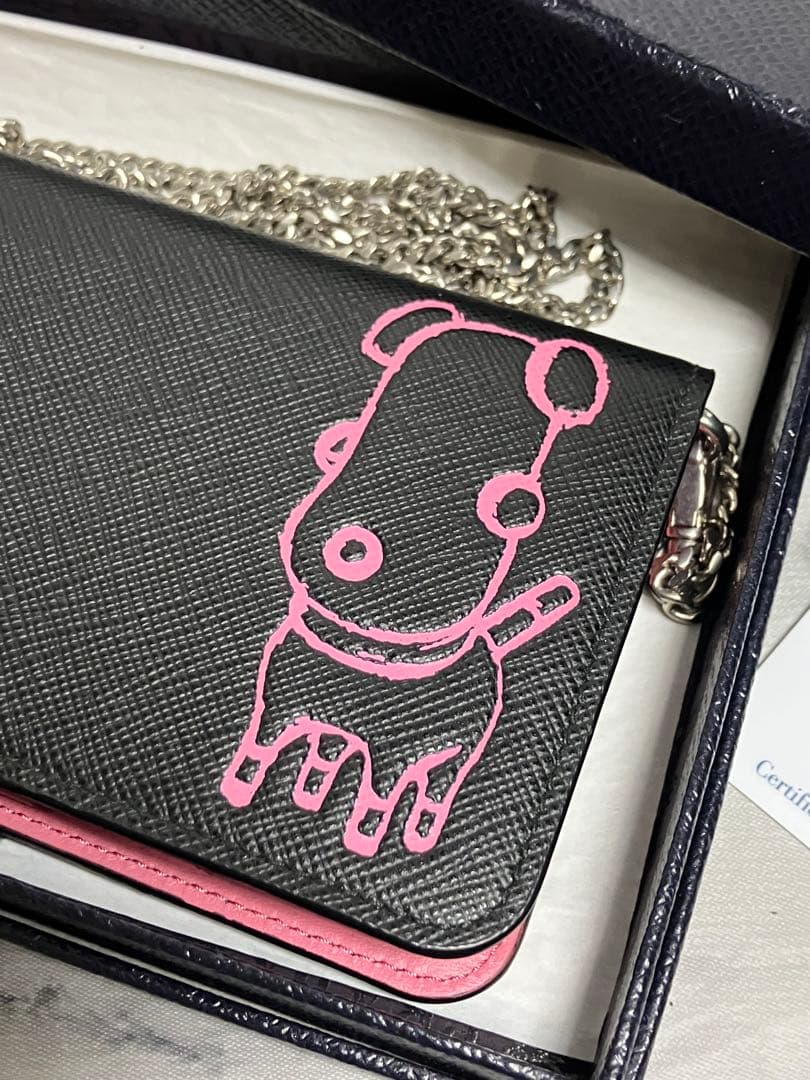 新品未使用　PRADA マリア　サフィアーノ　チェーン付き　iPhoneケース