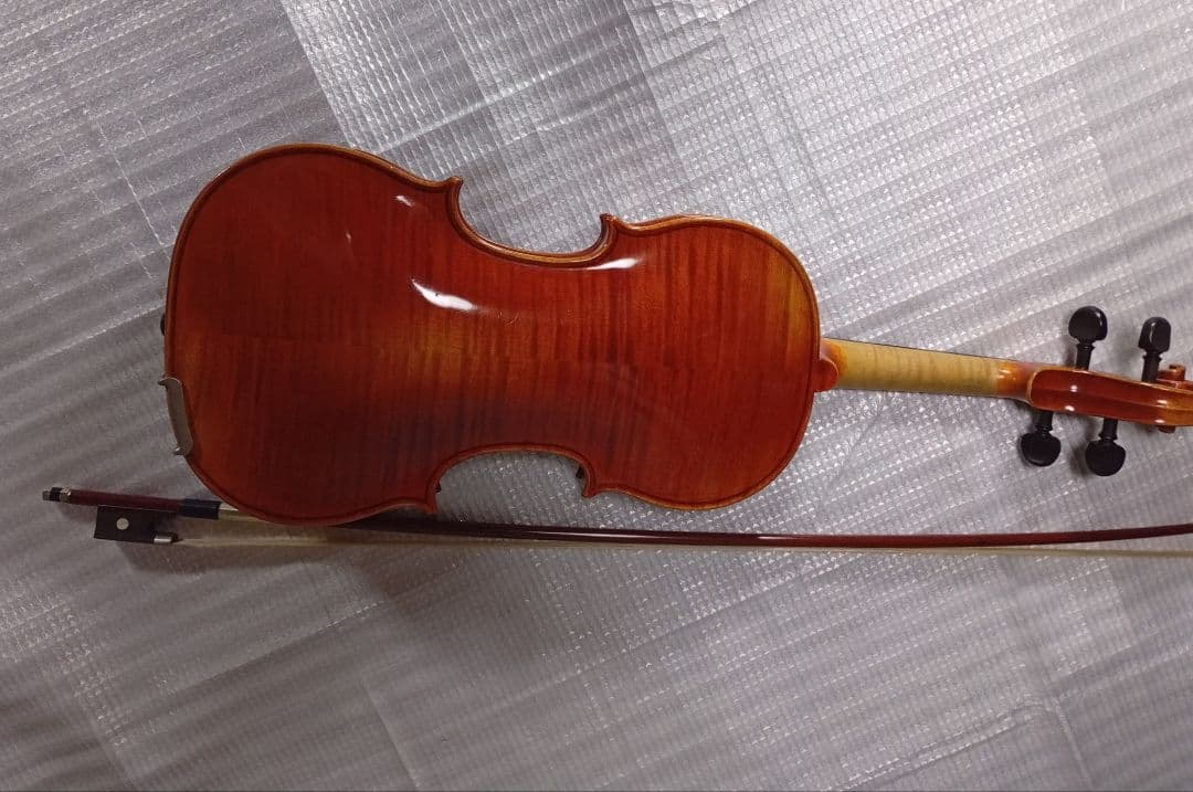 SUZUKI バイオリン No.580 4/4 弓付、ケースあり　上級モデル