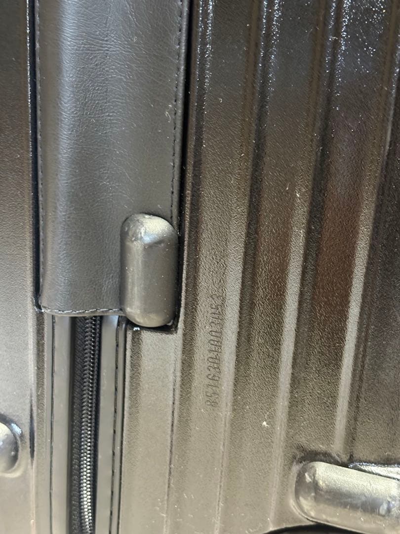 りょうページ　RIMOWA 大型ブラックキャリーケース TSAロック付き