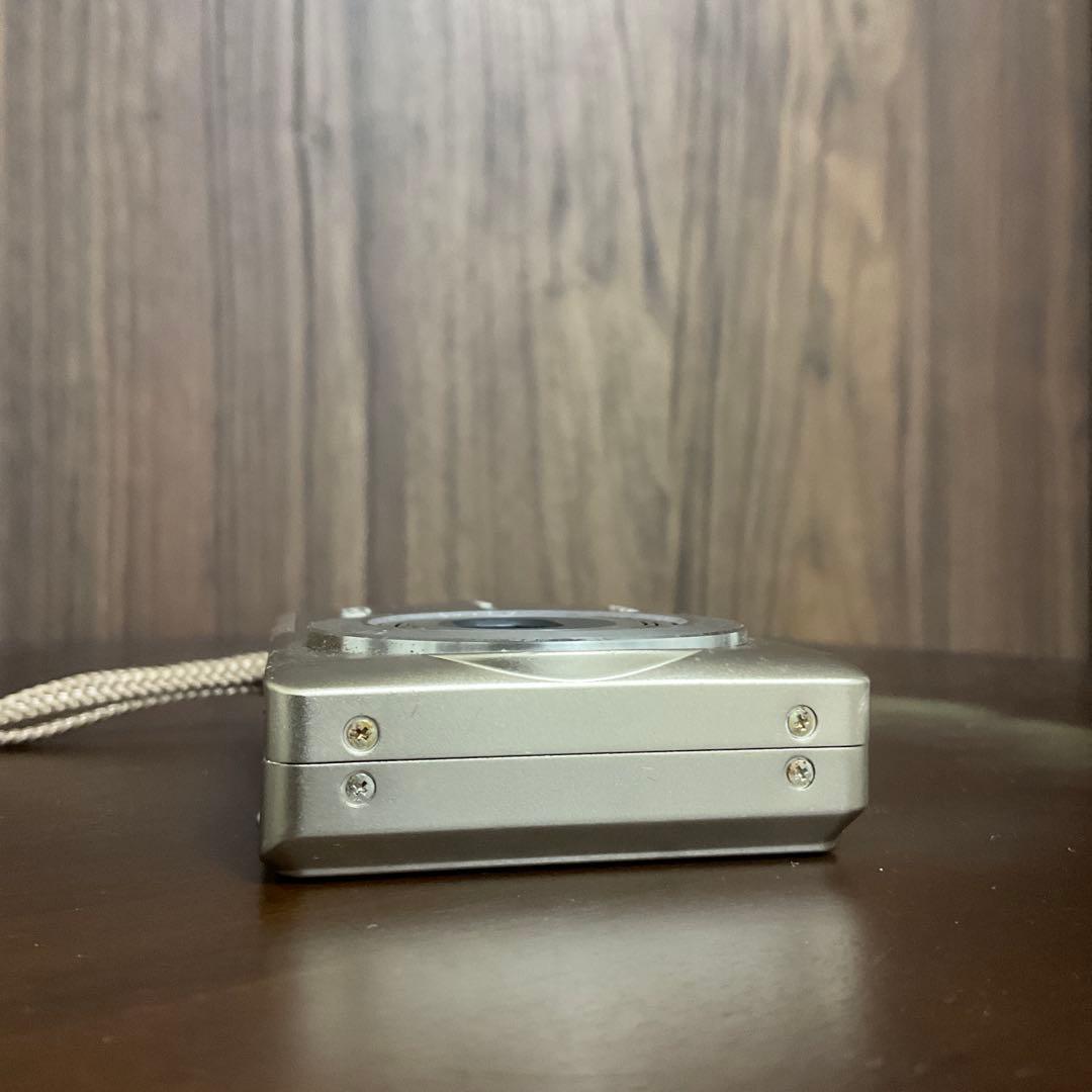 デジタルカメラ Casio EXILIM EX-Z600