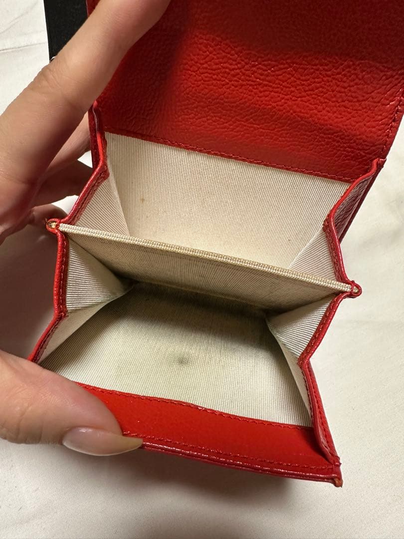 CHANEL シャネル 三つ折り財布 キルティング 赤 コンパクトでおしゃれ