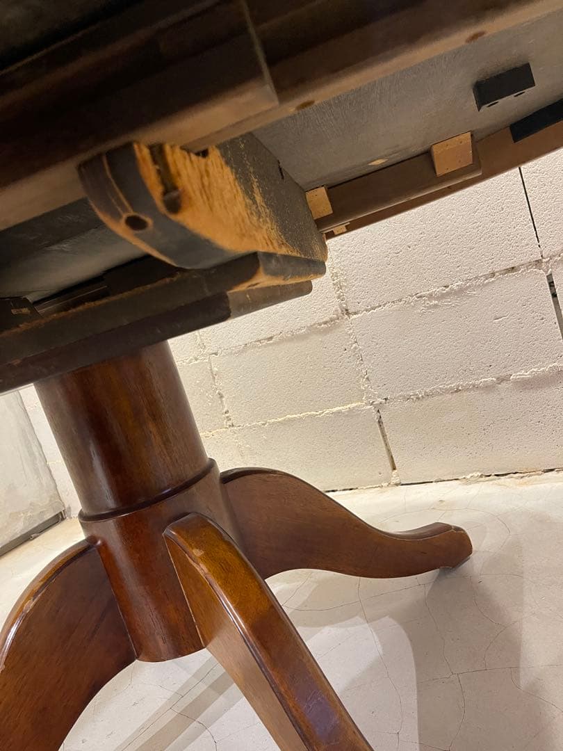 三越家具　カントリーハウス　伸長式ダイニングテーブル　ブルージュ Brugge