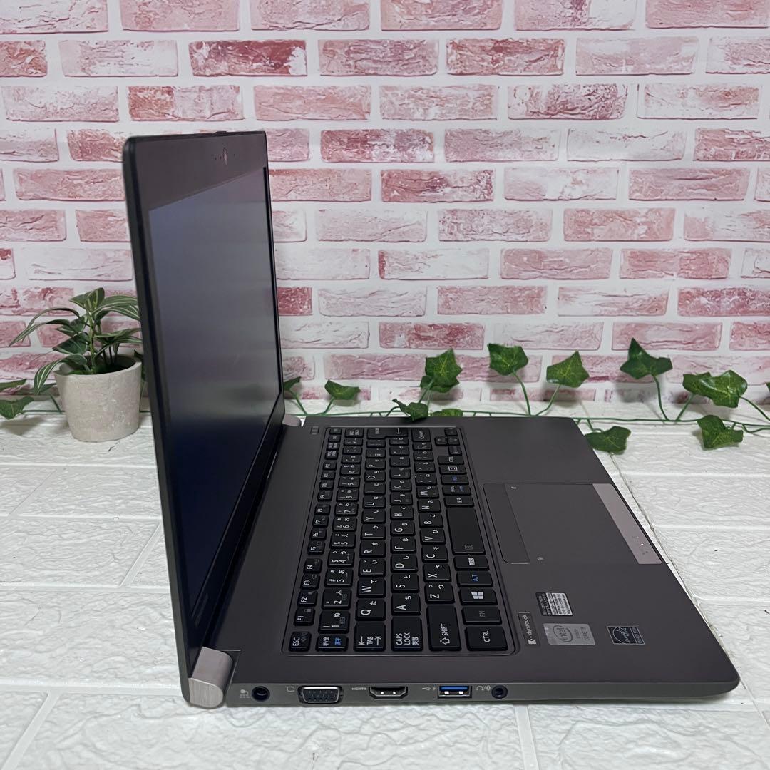 ★中古東芝パソコン SSD新品128GB メモリ8GB★カメラ ノートPC114