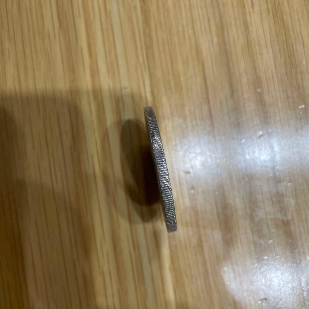 milk　明治3年（1870年）旧1円銀貨　旧貨幣