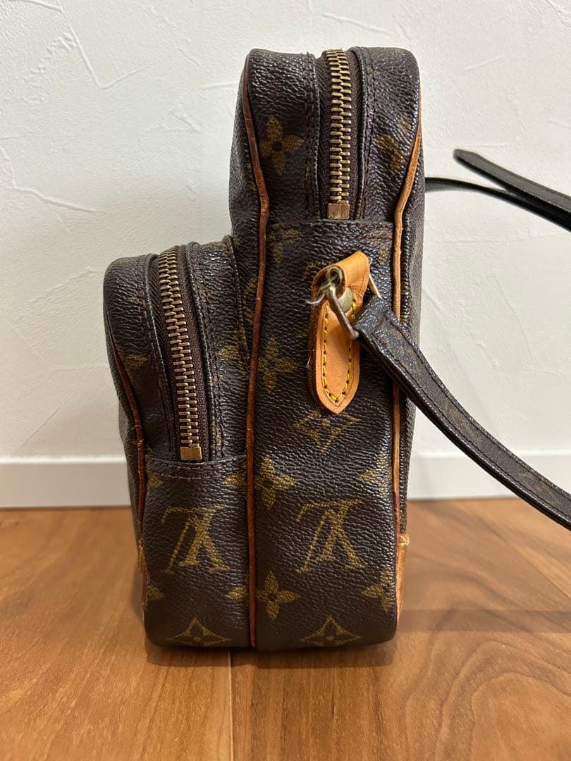 【かこ】Louis Vuitton ルイヴィトン　ショルダーバッグ