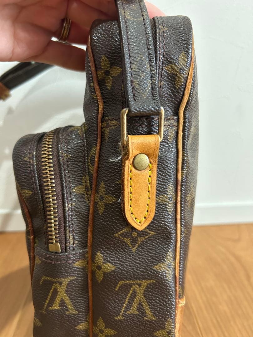 【かこ】Louis Vuitton ルイヴィトン　ショルダーバッグ