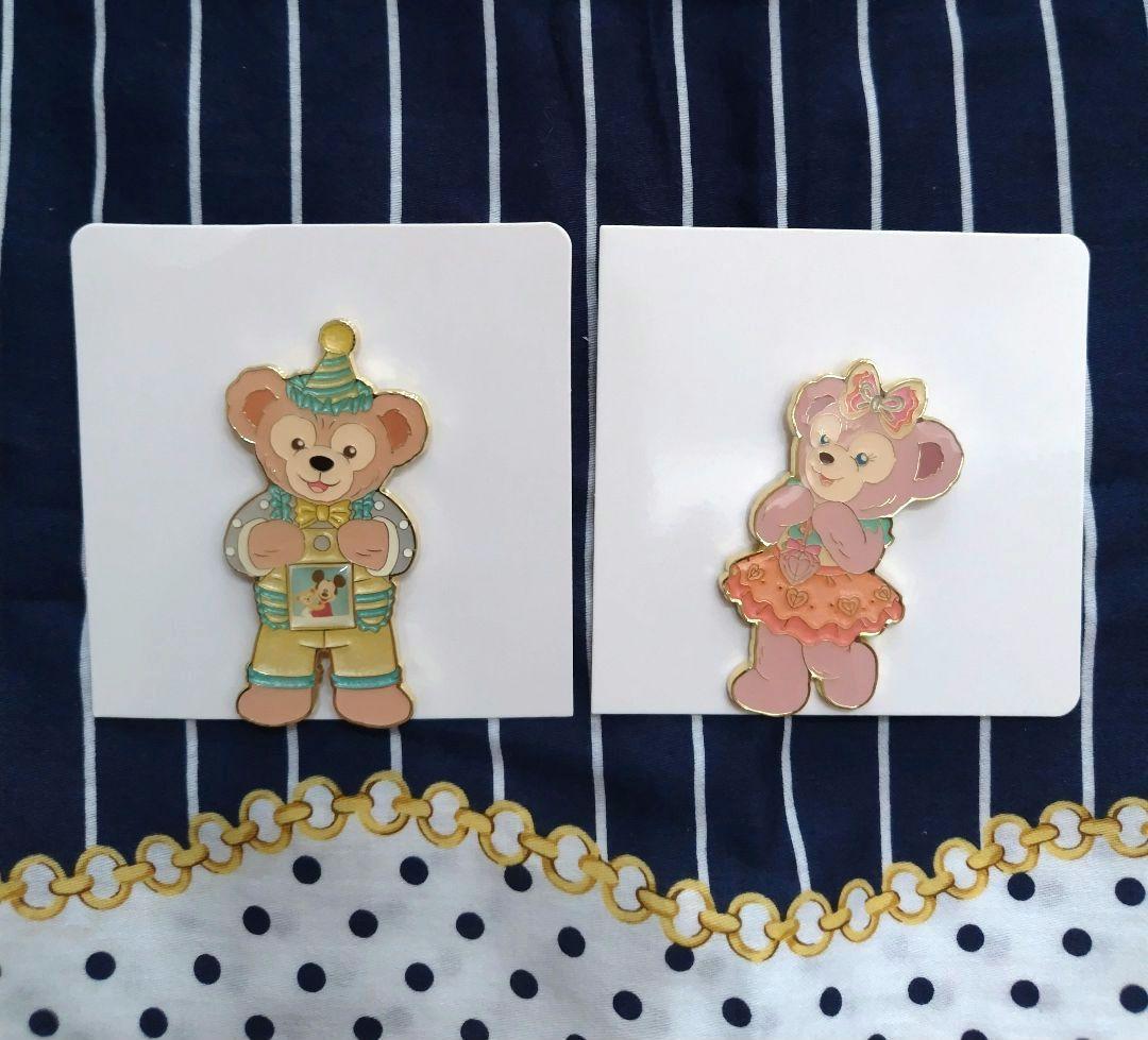 ディズニーシー　ピンバッジ　40周年　 ダッフィー＆フレンズ