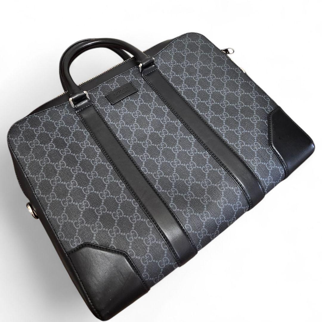 極美品✨グッチ GGスプリーム ビジネスバッグ ブリーフケース グレー 大容量