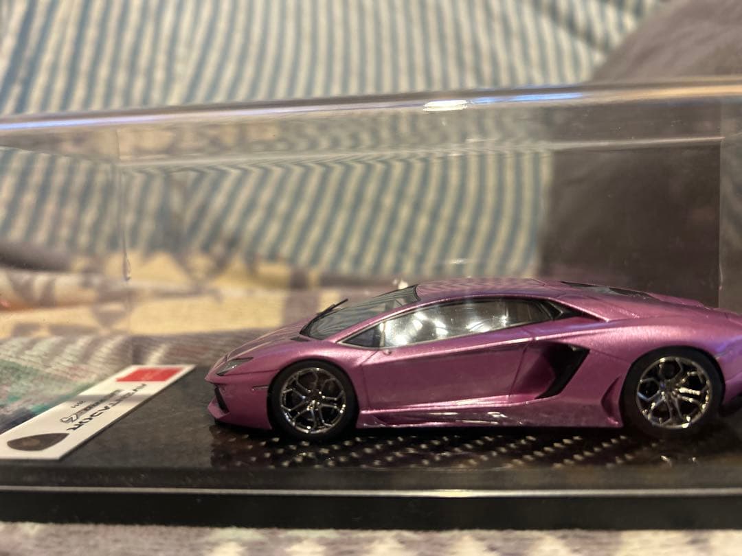 ランボルギーニ アヴェンタドール ミニカー 1/43
