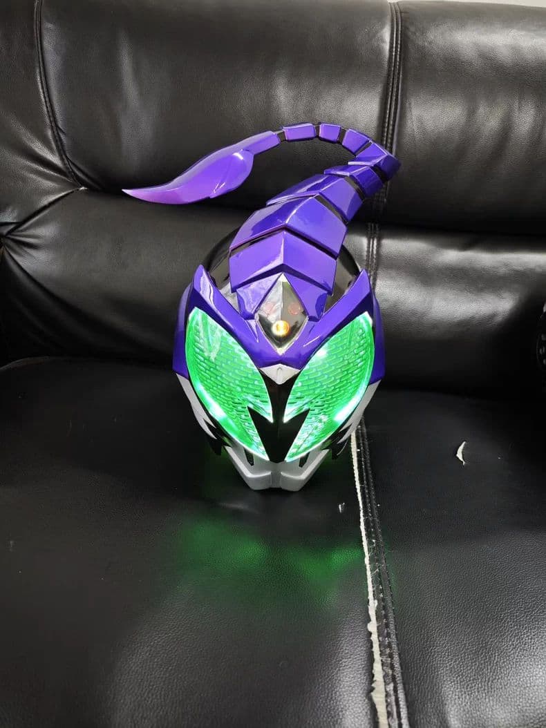 大人用着用可能仮面ライダーサソード ヘルメット 1/1 コスプレ 特撮 レプリカ