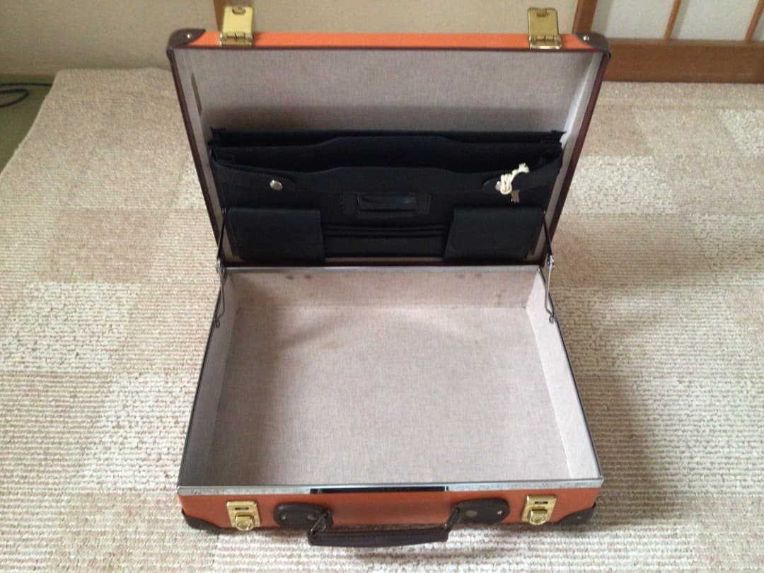 グローブトロッター　アタッシュケース