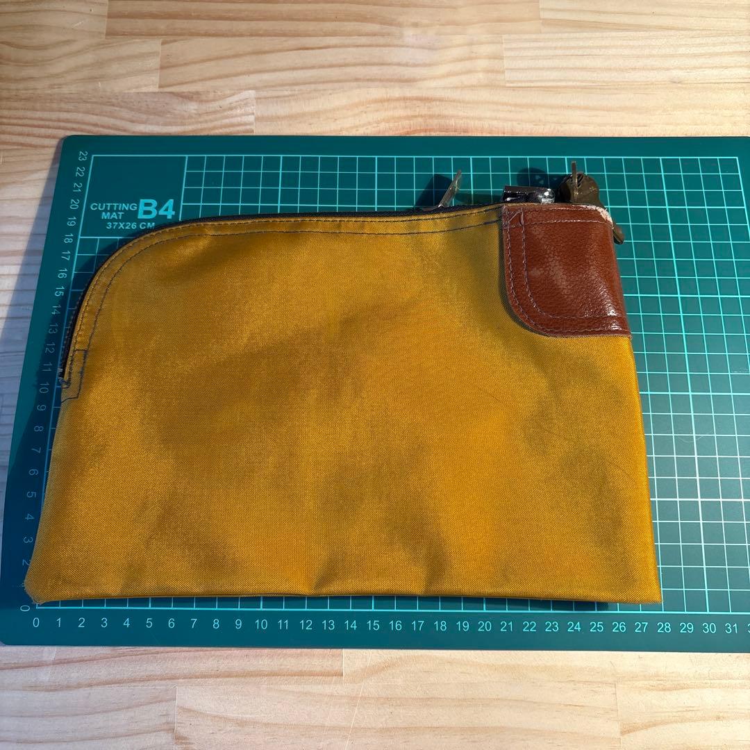 バンクポシェット　鍵付き　ビンテージ　バンクポーチ