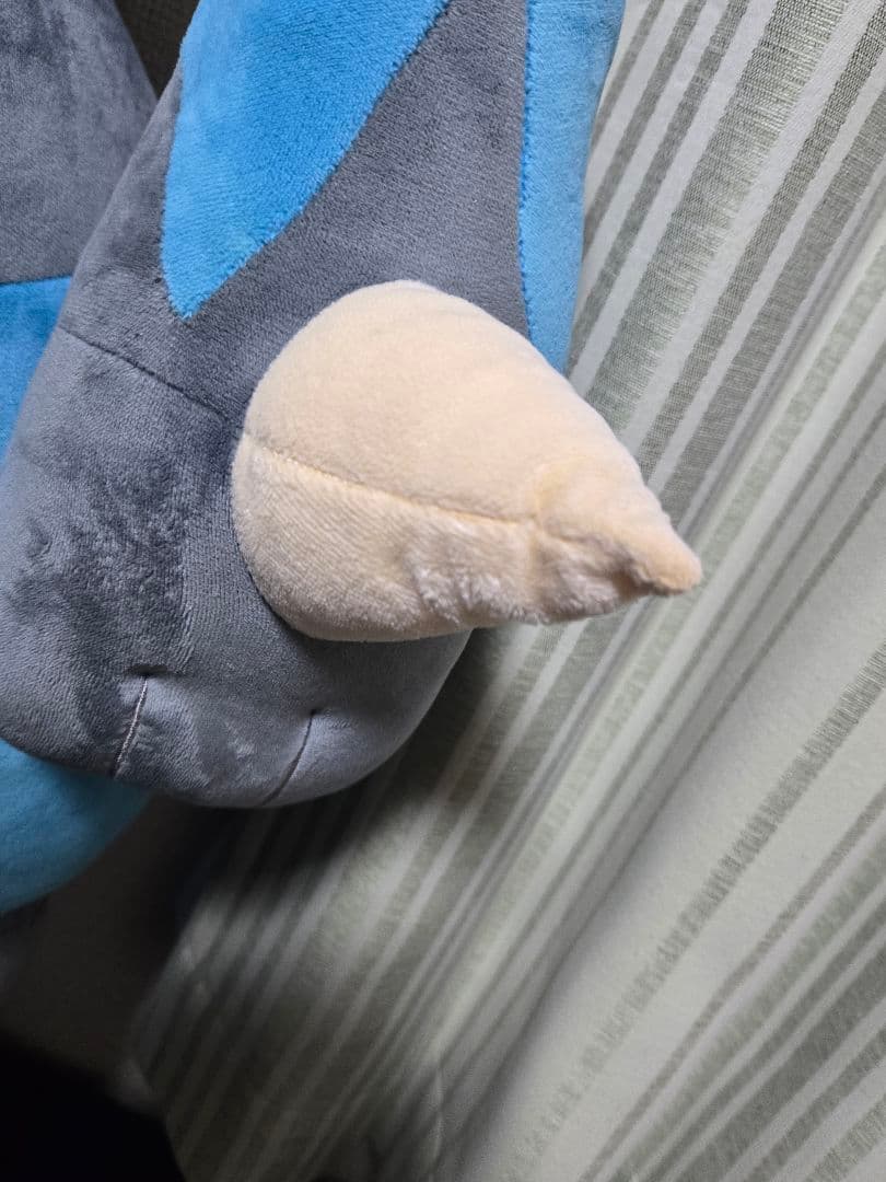 ポケモン ルカリオ 等身大ぬいぐるみ