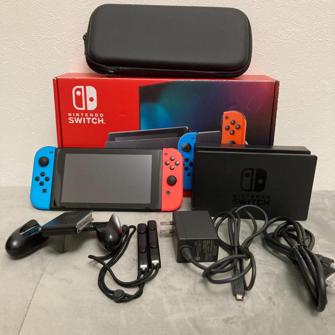 Nintendo Switch ネオンブルー・ネオンレッド 新型【ケース付き】