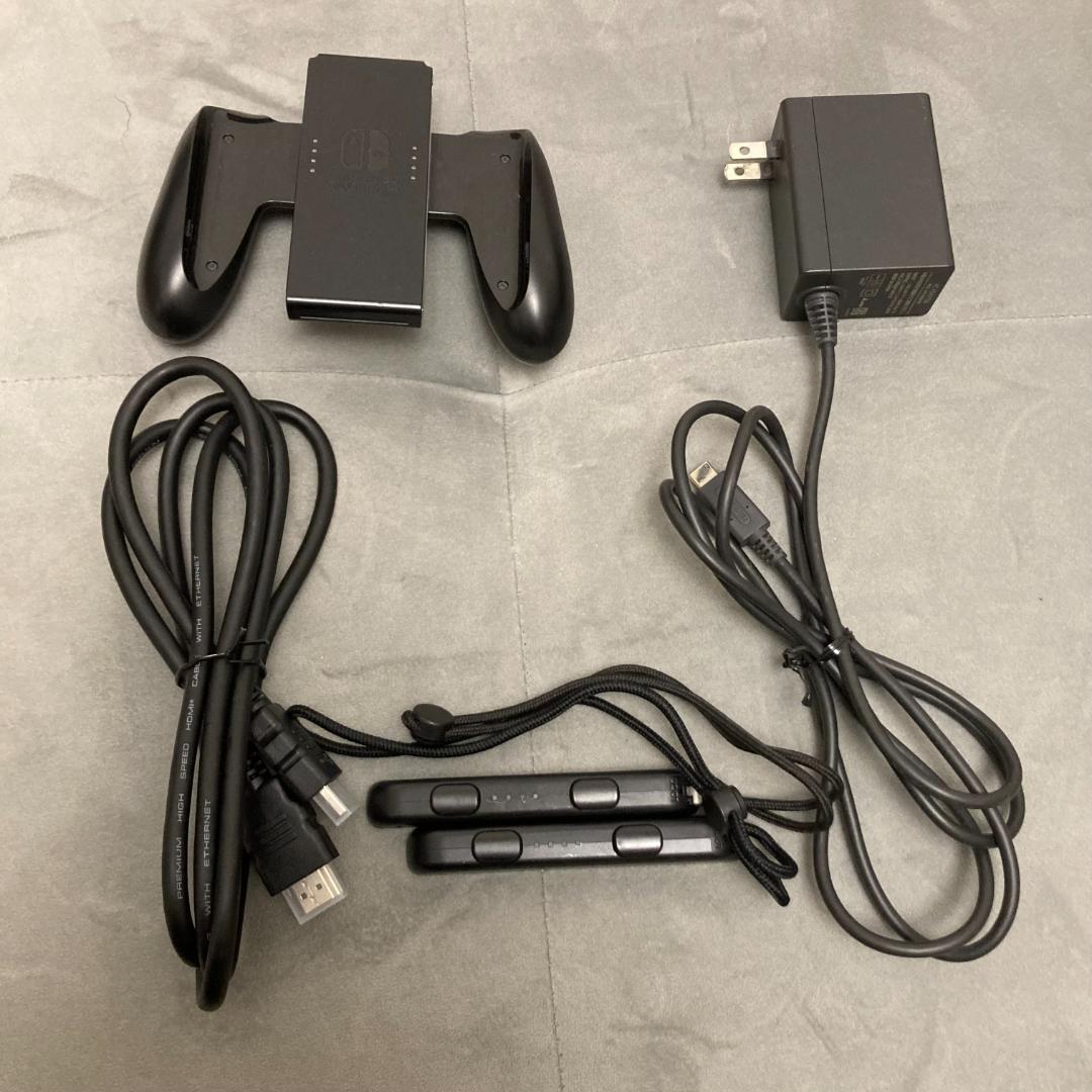 Nintendo Switch ネオンブルー・ネオンレッド 新型【ケース付き】