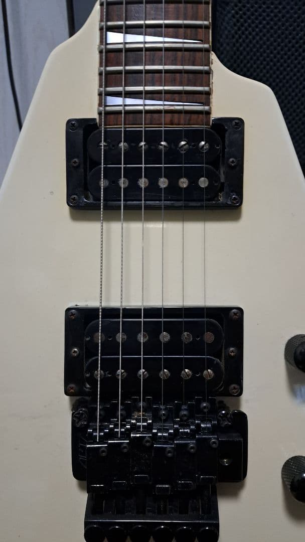 エレキギター KingV キングV　詳細不明ボディ　Greco JJ-R1ネック